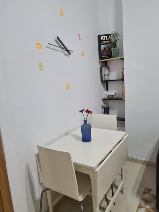 Apartamento En El Fontanal, Casa- Patio De Vecinos セビリア エクステリア 写真